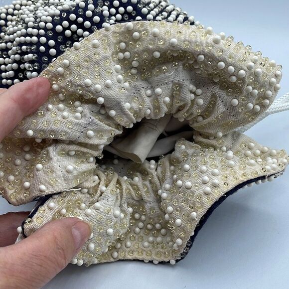 Vintage 70’s boho reversible drawstring bucket bag. - Picture 6 of 9